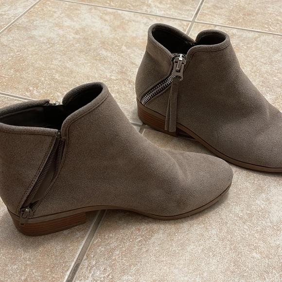 call it SPRING fall ankle booties suede - Picture 2 of 4